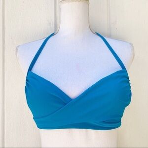Victoria’s Secret 32C sea blue wrap around bikini top